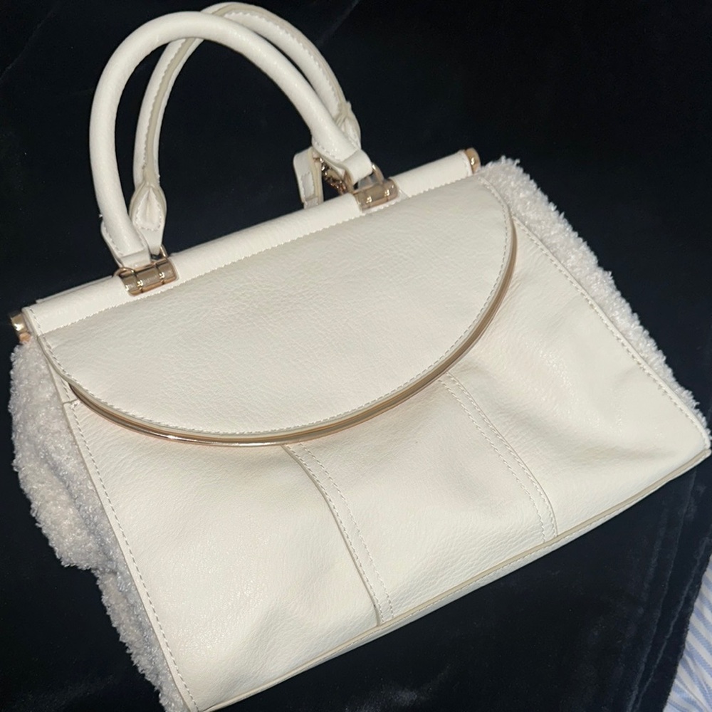 Elegant Off White Handbag